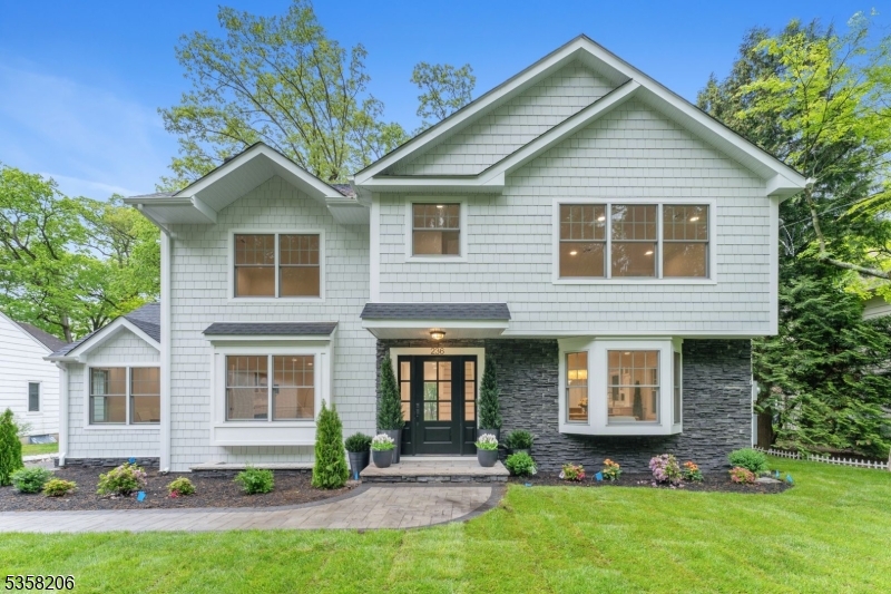 236 Glen Ave