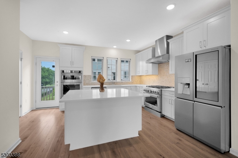 32 Gala Ct