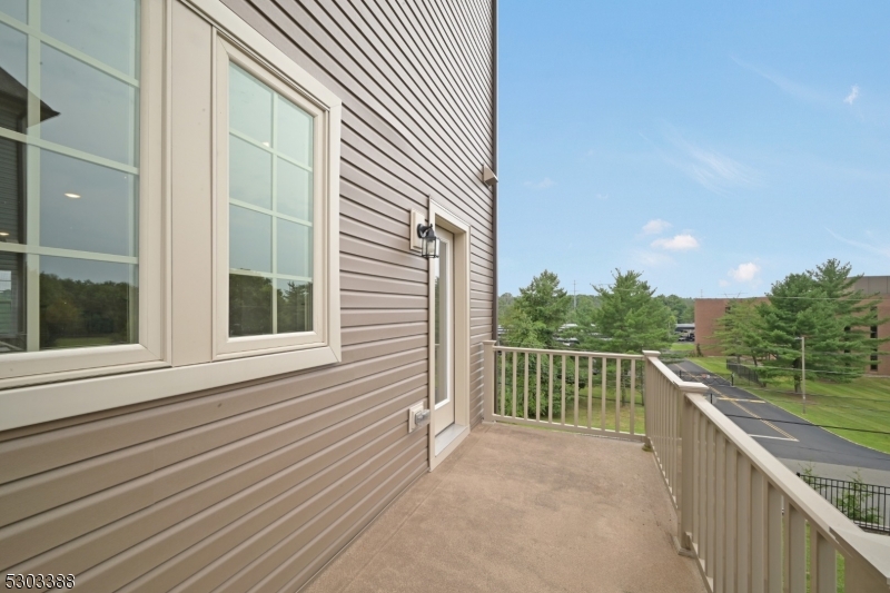 32 Gala Ct
