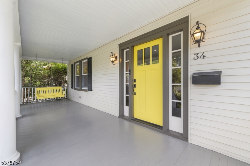 34 Parkview Dr
