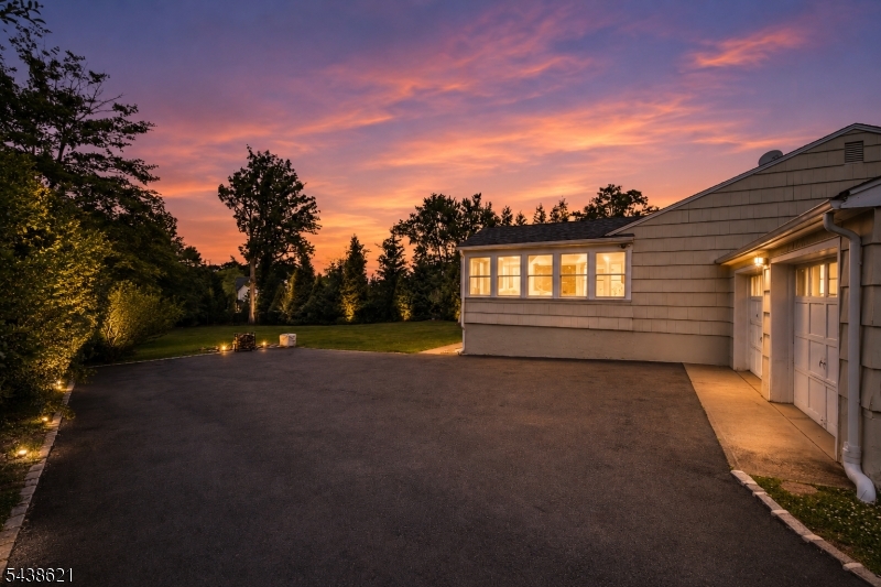 263 White Oak Ridge Rd