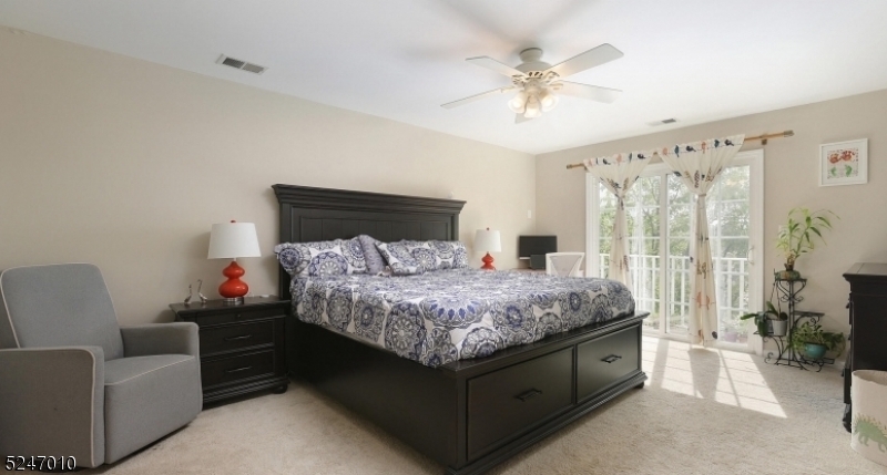 107 Donato Cir