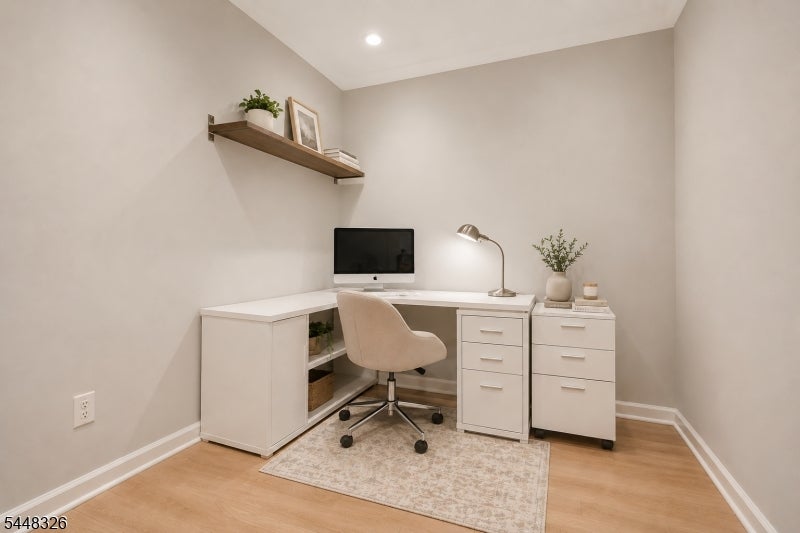 313 Edmonton Ct