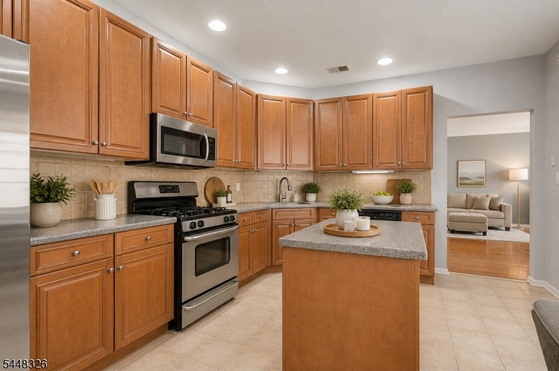 313 Edmonton Ct