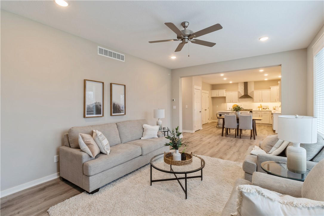 375 NW Woodmoor Drive