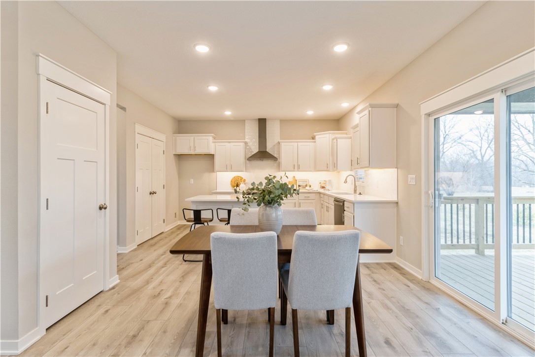 375 NW Woodmoor Drive