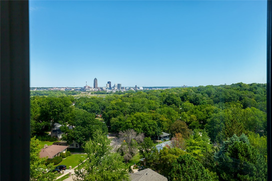 3131 Fleur Drive 904