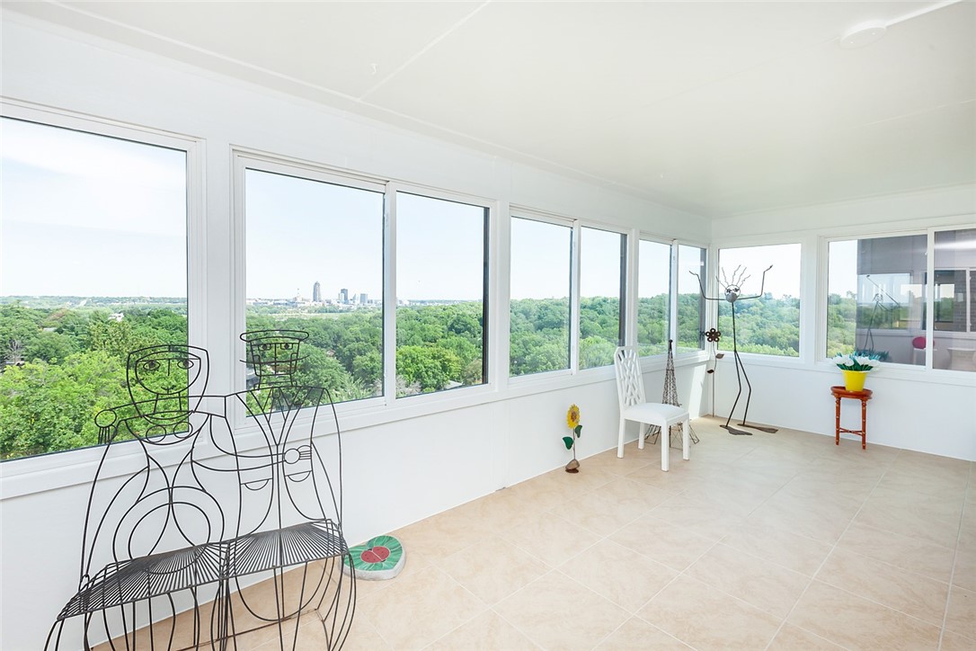 3131 Fleur Drive 904