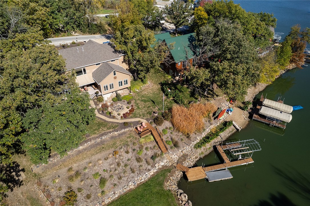 8121 Oak Ridge Drive