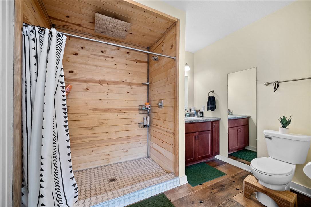 2826 Indianola Avenue