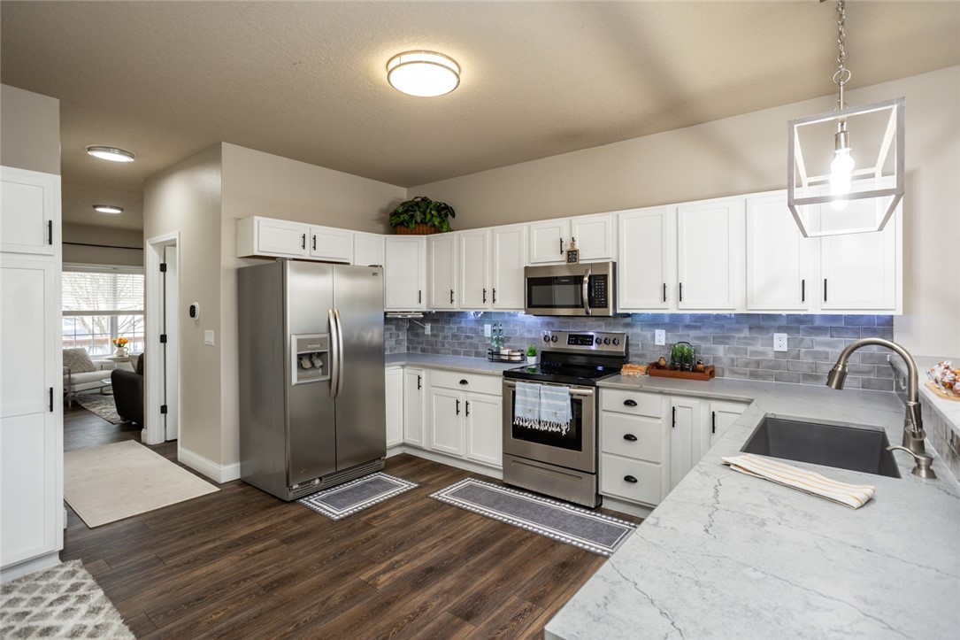3805 SW Westview Drive