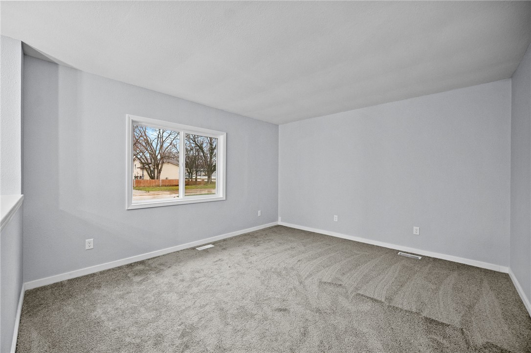 106 Blaine Street NW