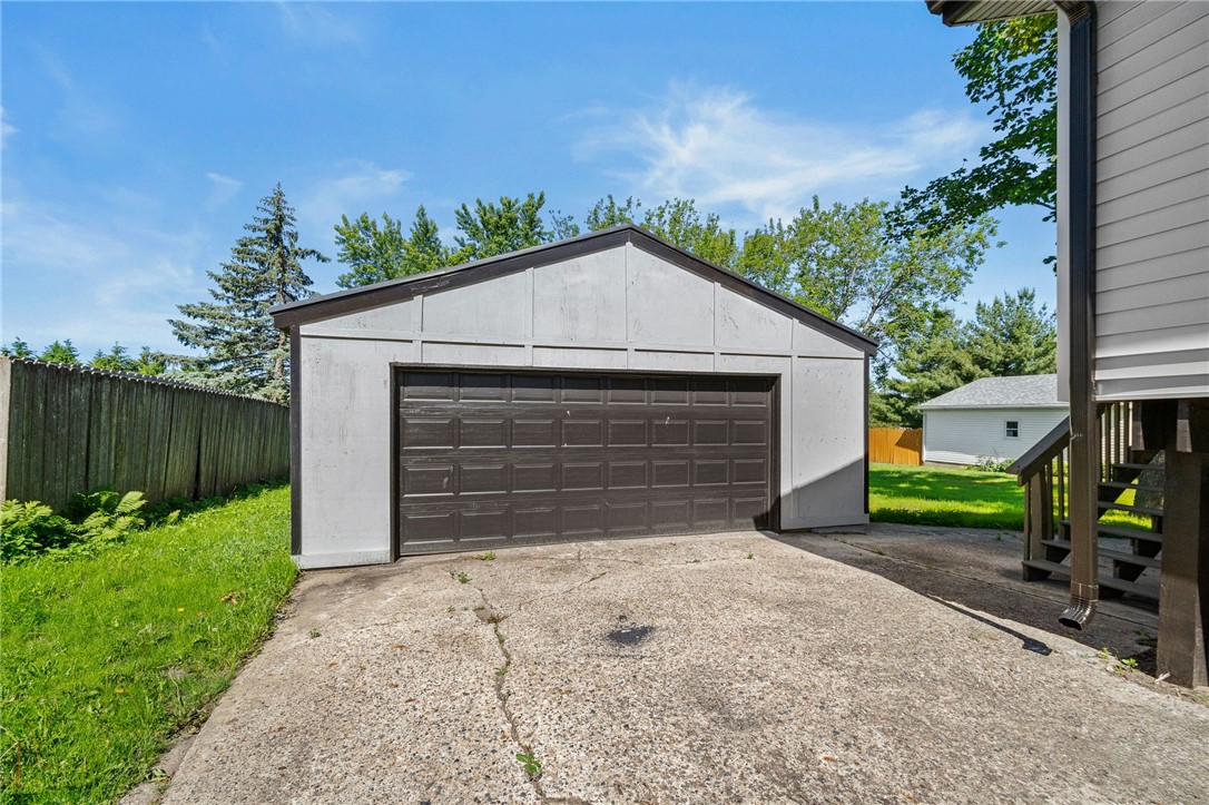 106 Blaine Street NW