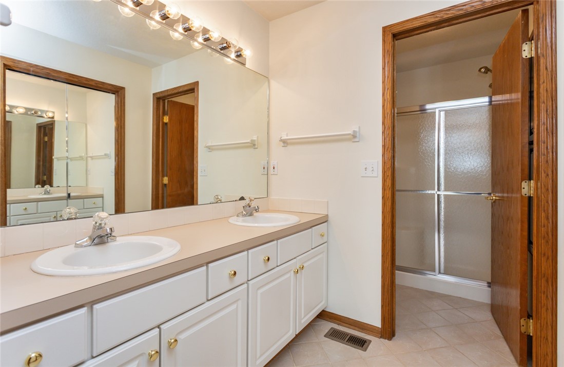 5925 Ep True Parkway 35