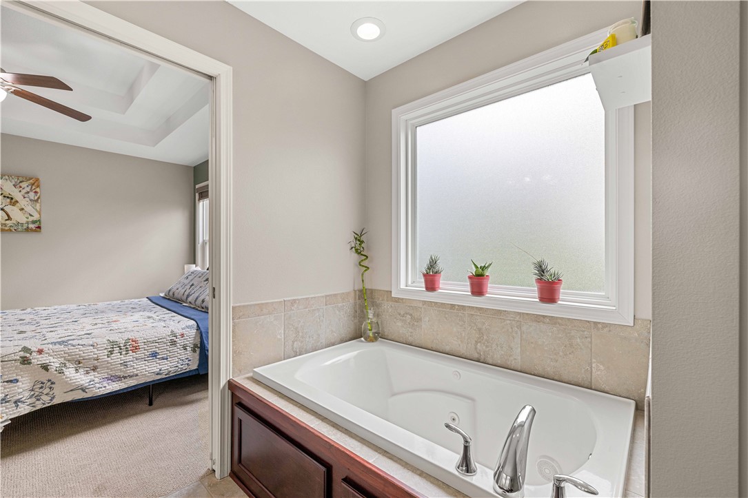 6531 NE 9th Court