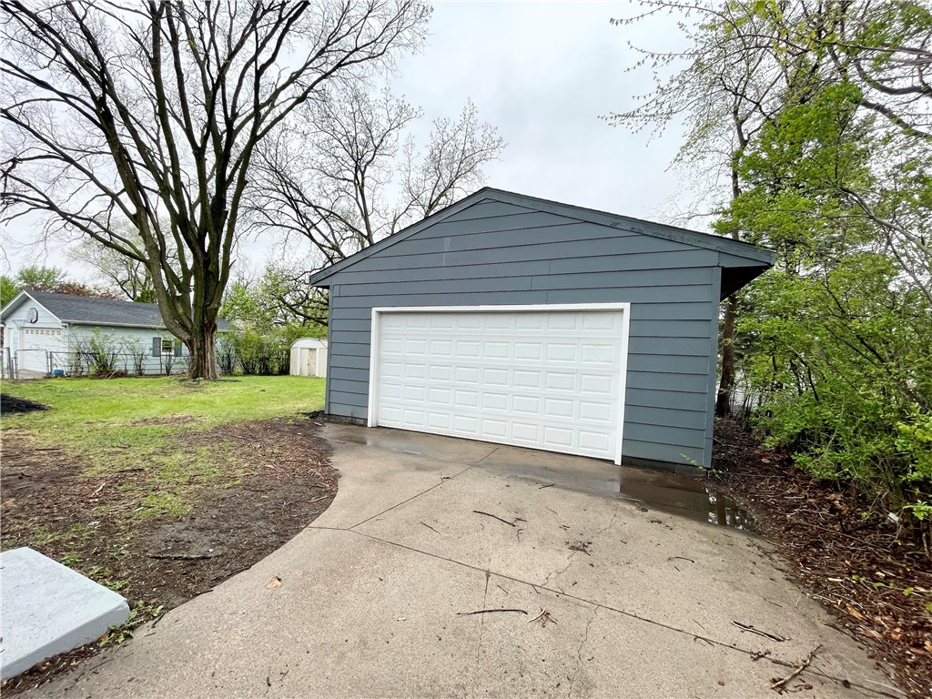 8056 Ridgeview Drive