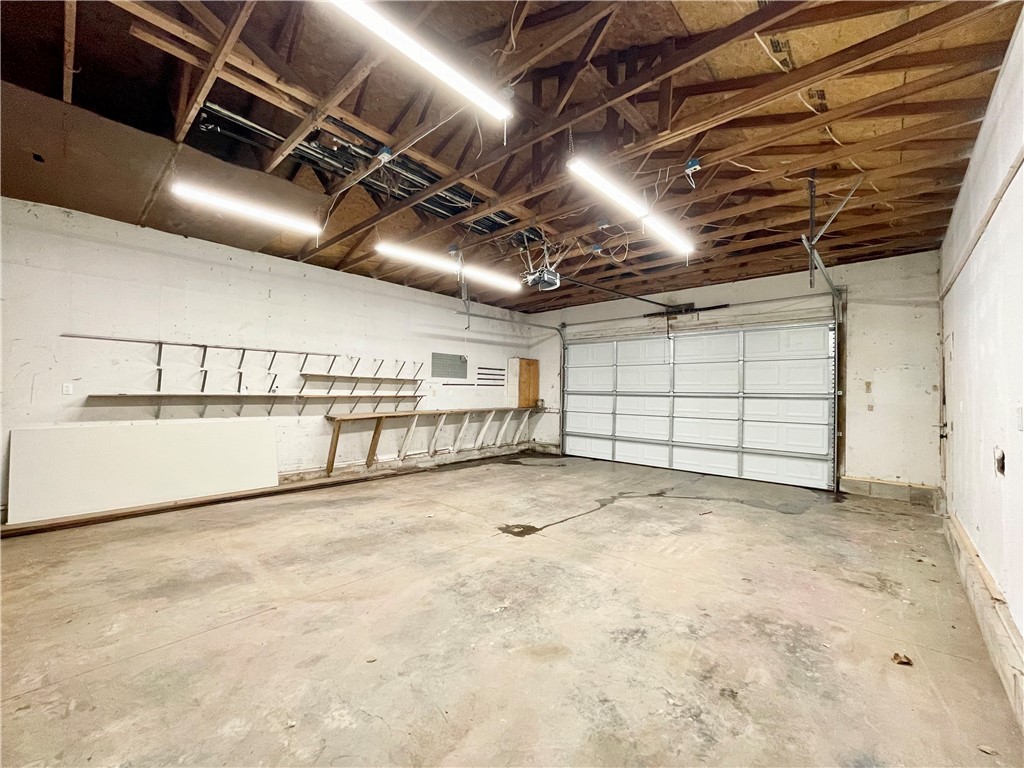 8056 Ridgeview Drive