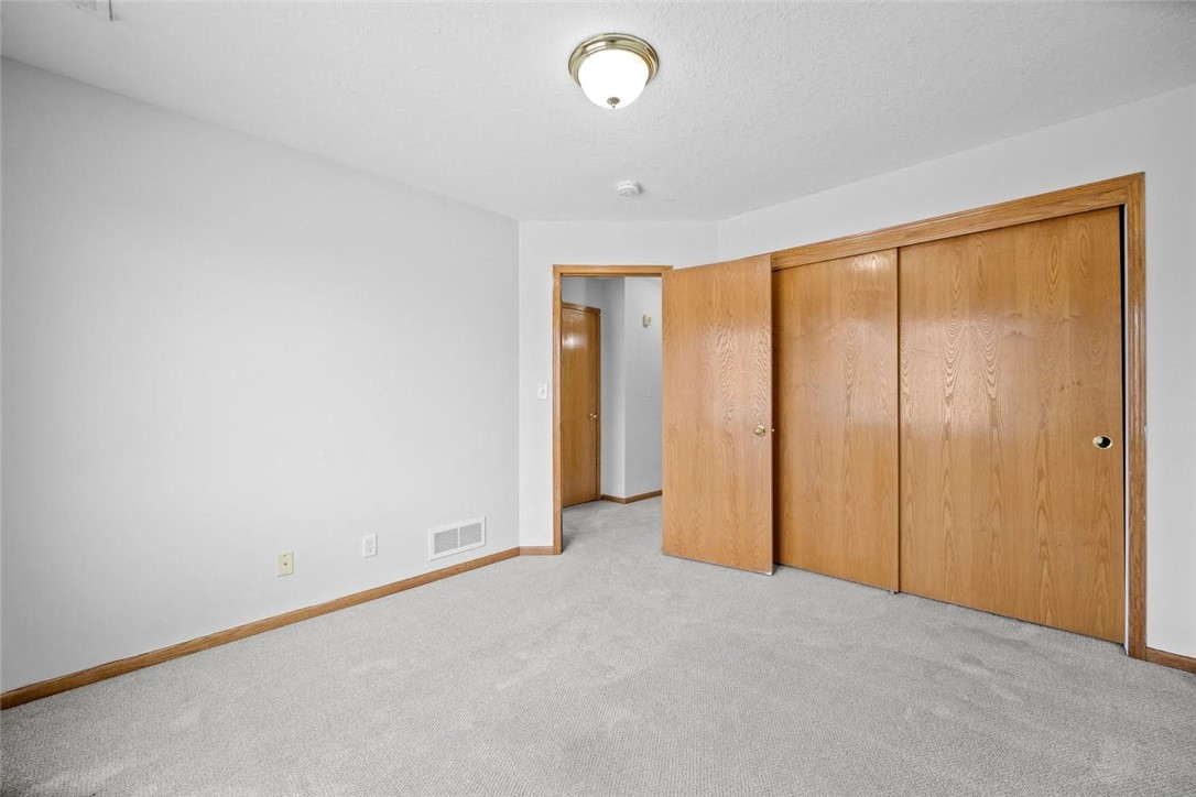 2631 NW Heritage Avenue