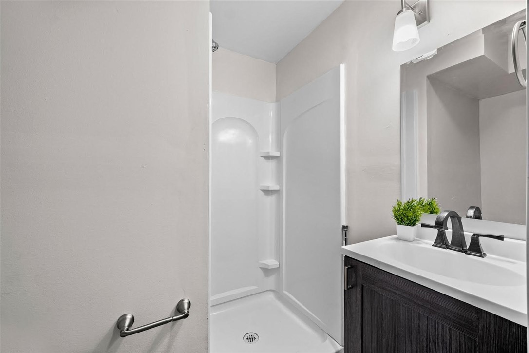 2631 NW Heritage Avenue