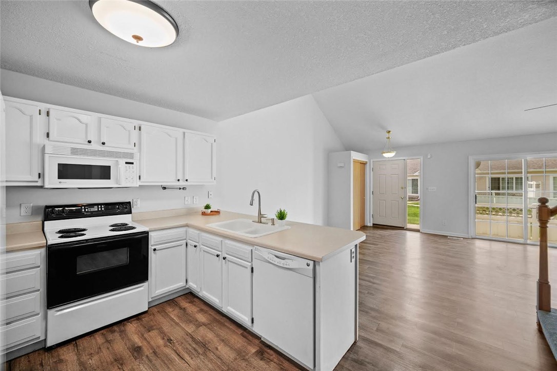 2631 NW Heritage Avenue