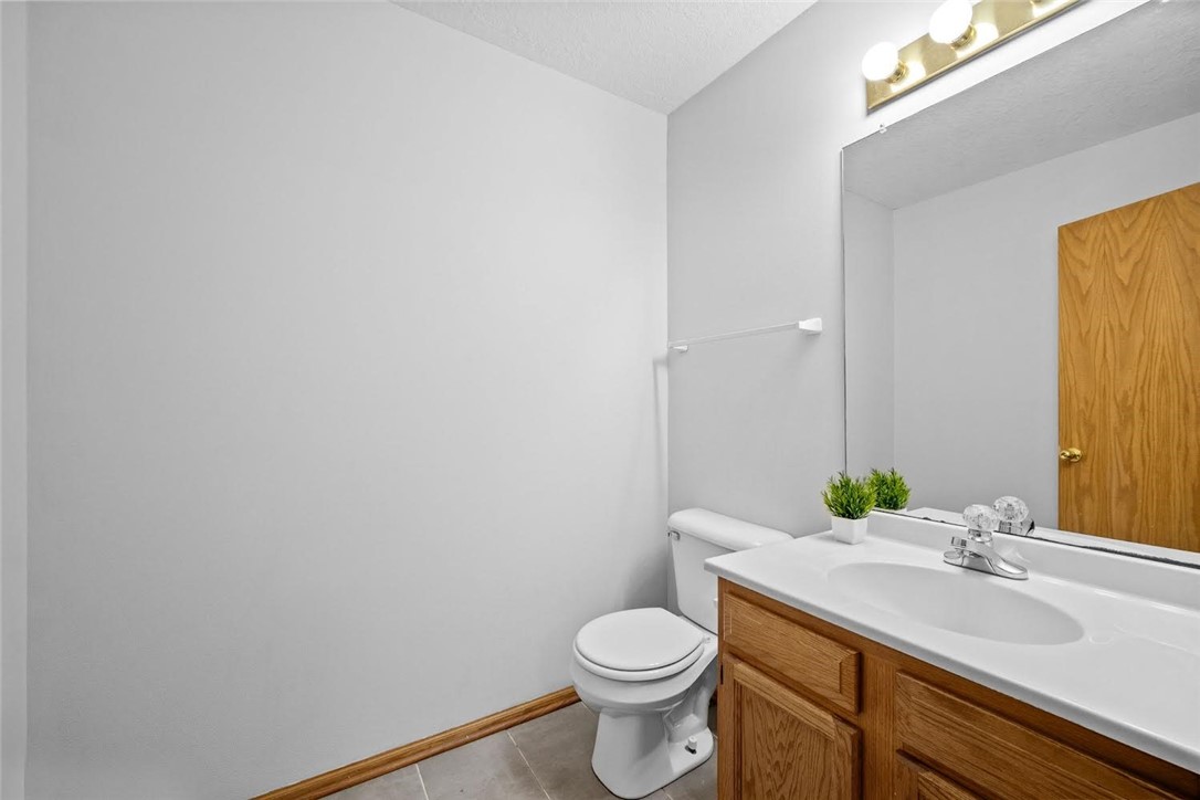 2631 NW Heritage Avenue