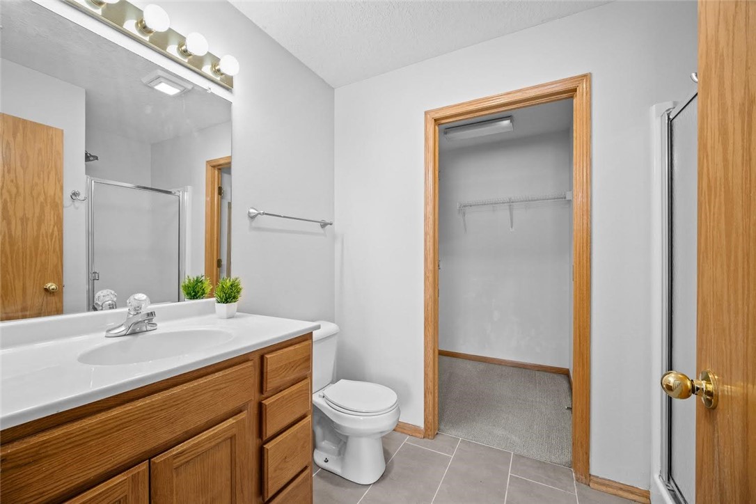 2631 NW Heritage Avenue