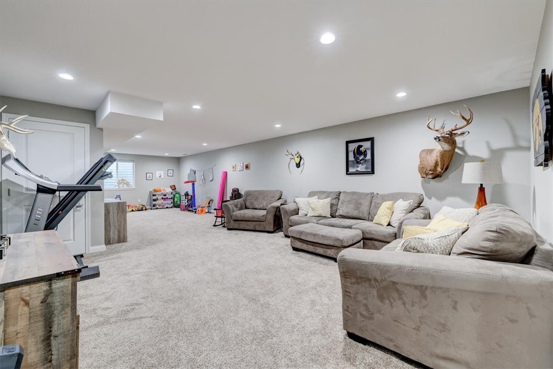 1627 Rutherford Court SW