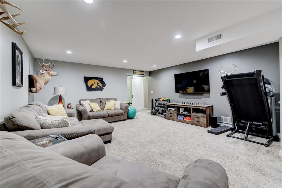 1627 Rutherford Court SW