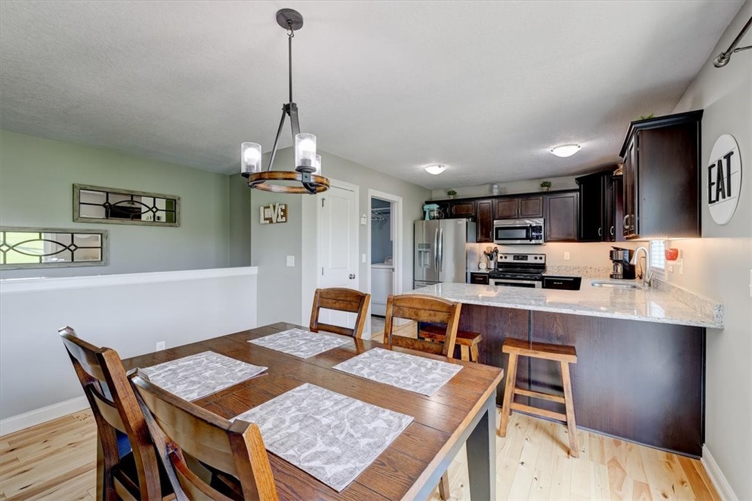 1627 Rutherford Court SW