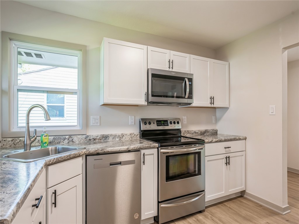 2900 E 39th Street