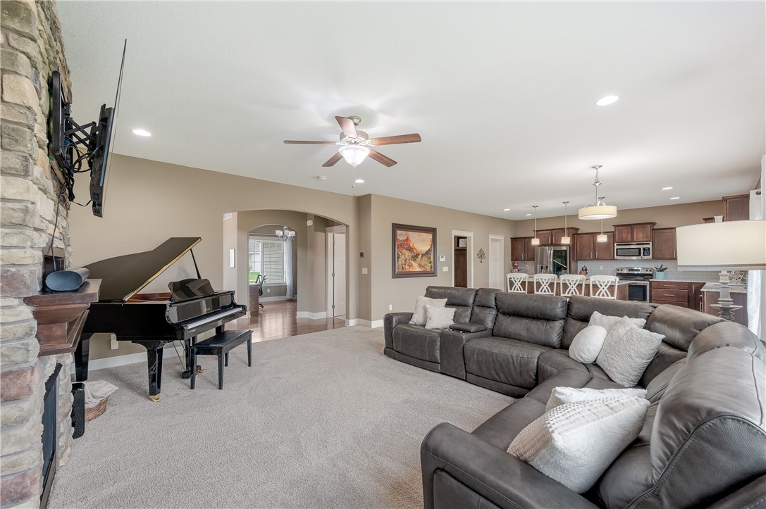 2709 NW Abilene Road