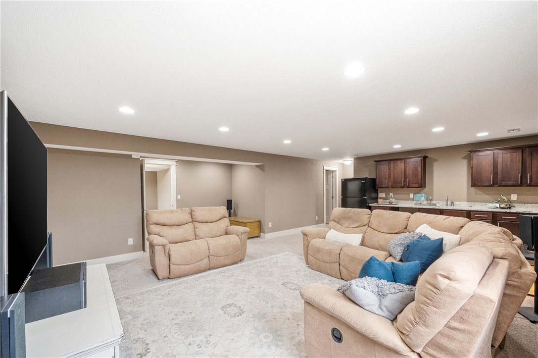 2709 NW Abilene Road