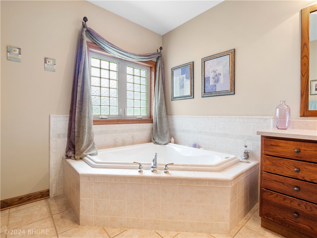 7098 NW 5th Court