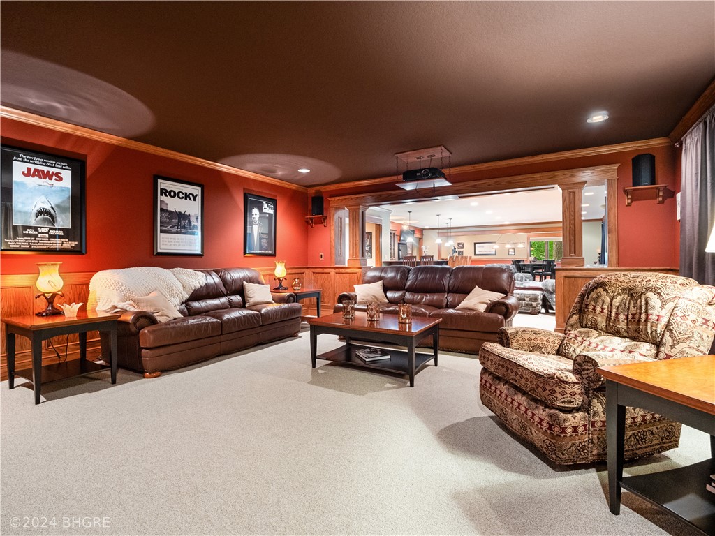 7098 NW 5th Court