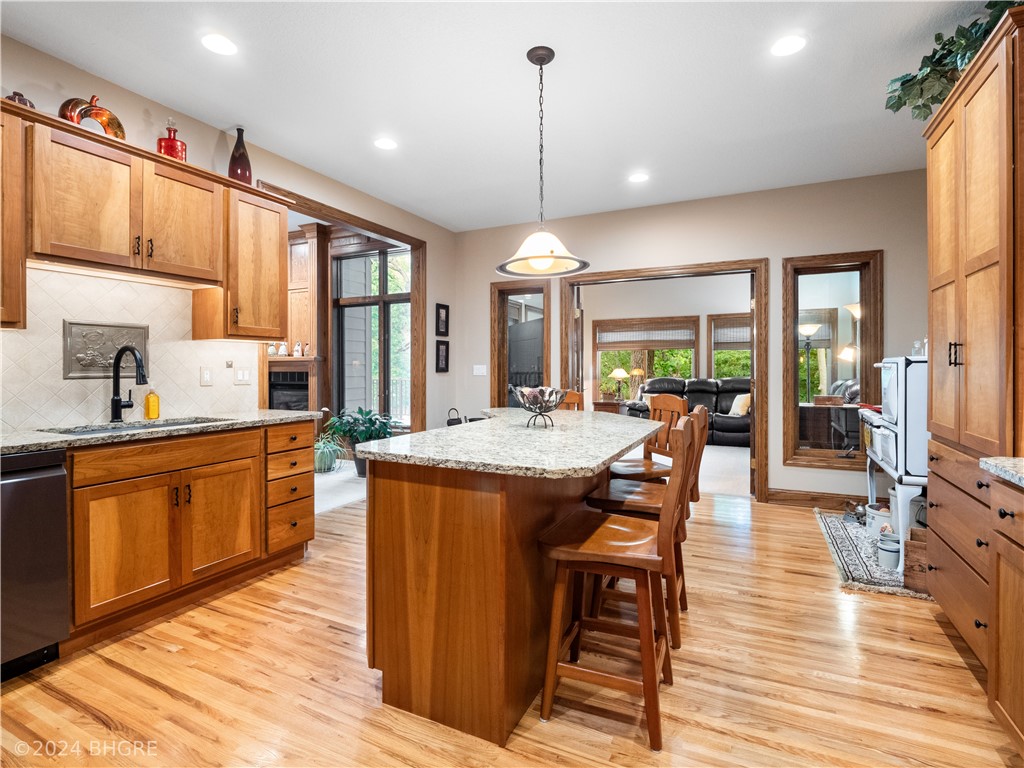 7098 NW 5th Court