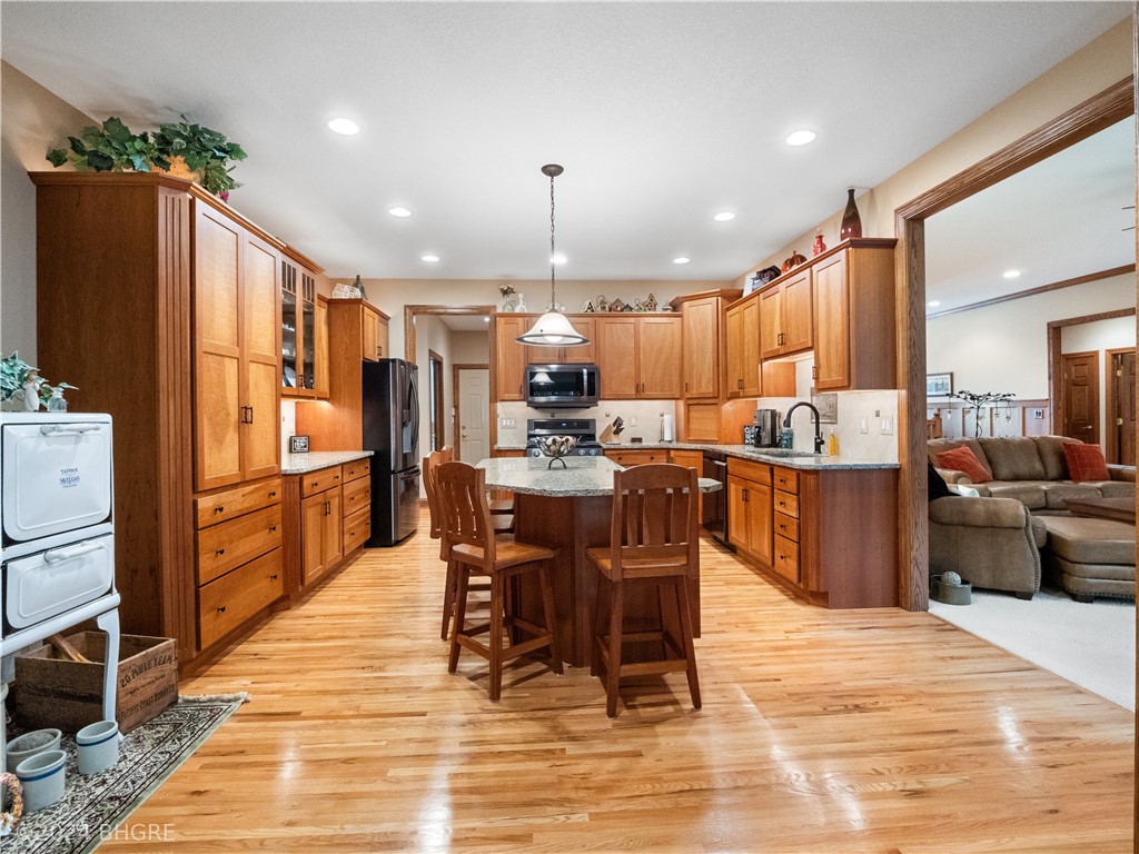 7098 NW 5th Court