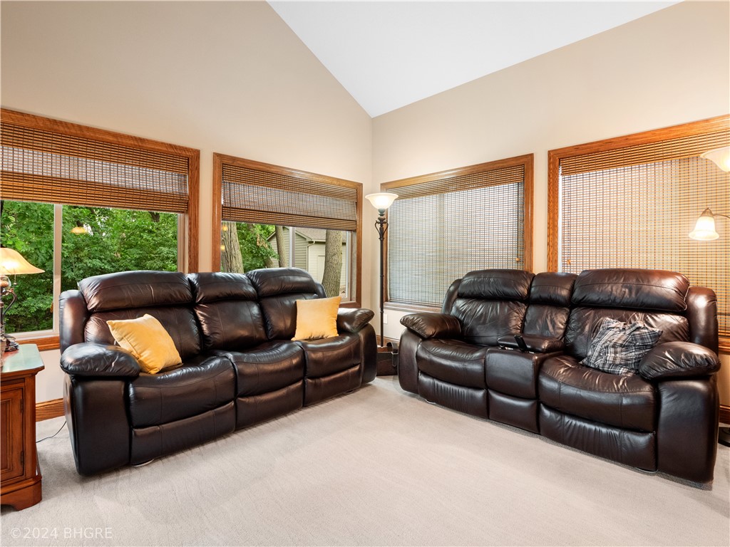 7098 NW 5th Court