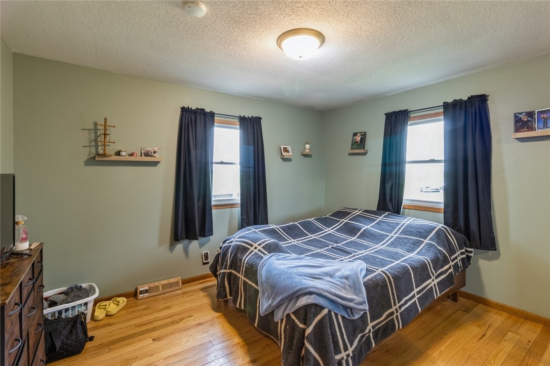 98 Snyder Street SE