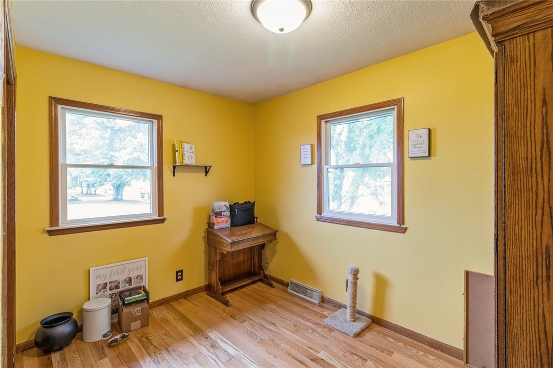 98 Snyder Street SE