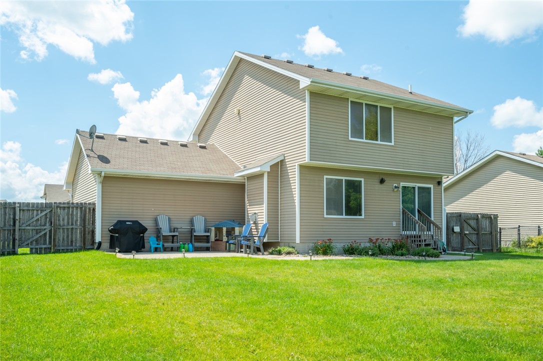 895 SE Bobwhite Lane