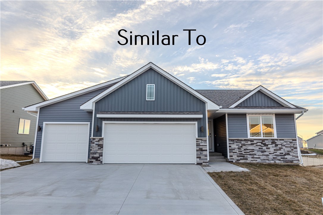 210 NW Lavelle Court