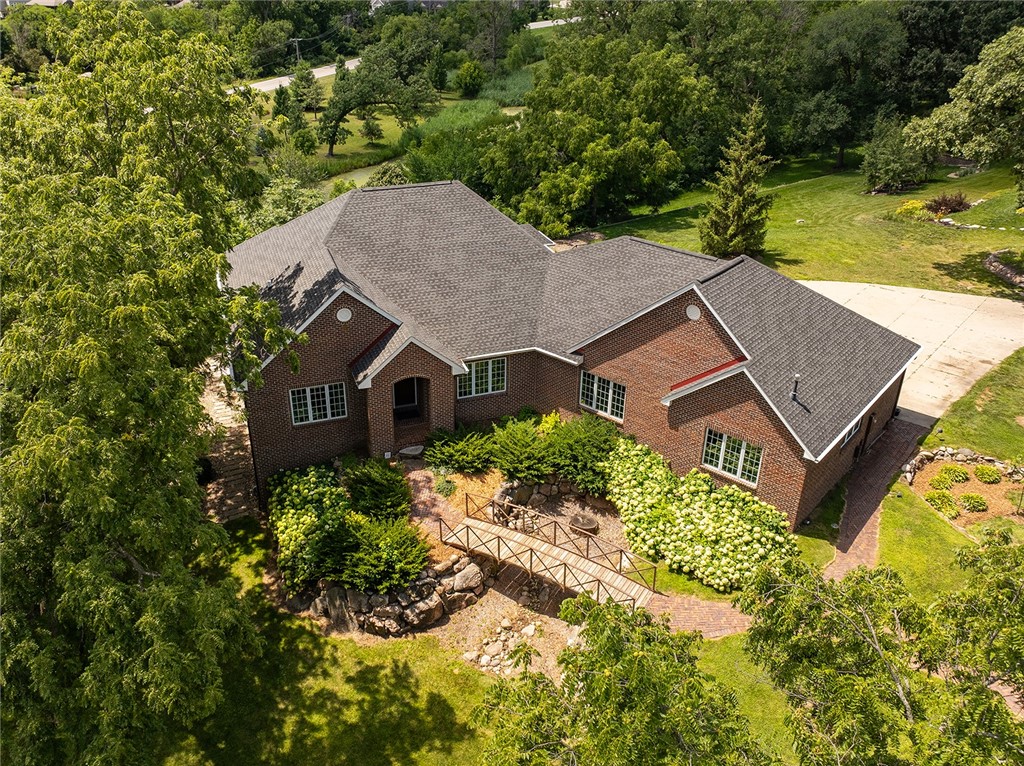 8302 NW Chevalia Drive