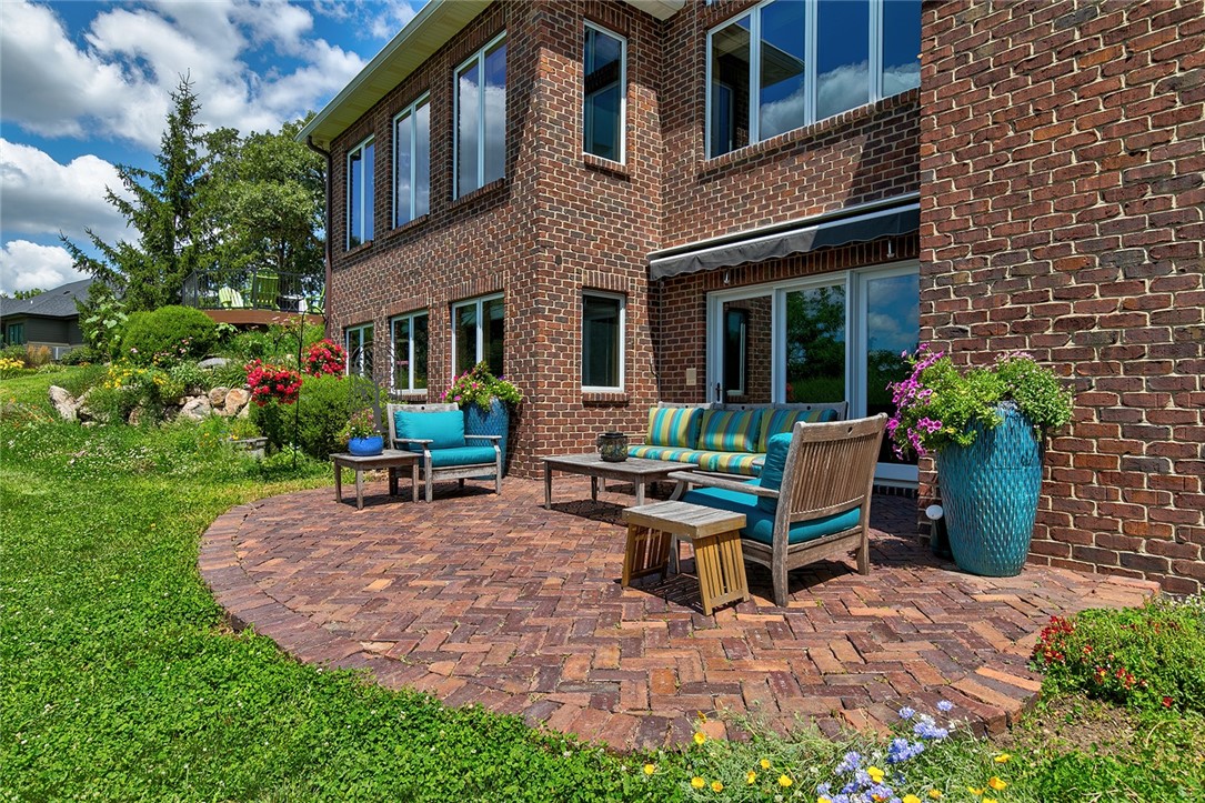 8302 NW Chevalia Drive