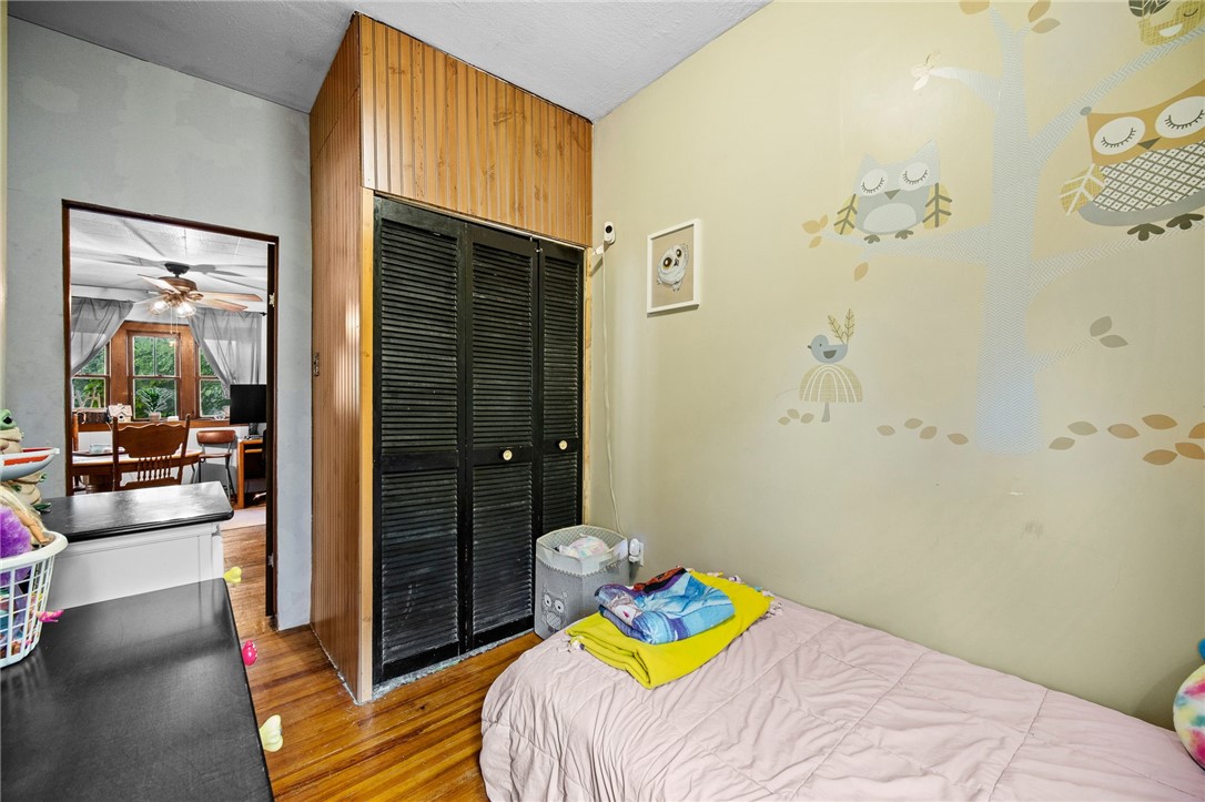 13 E Bell Avenue