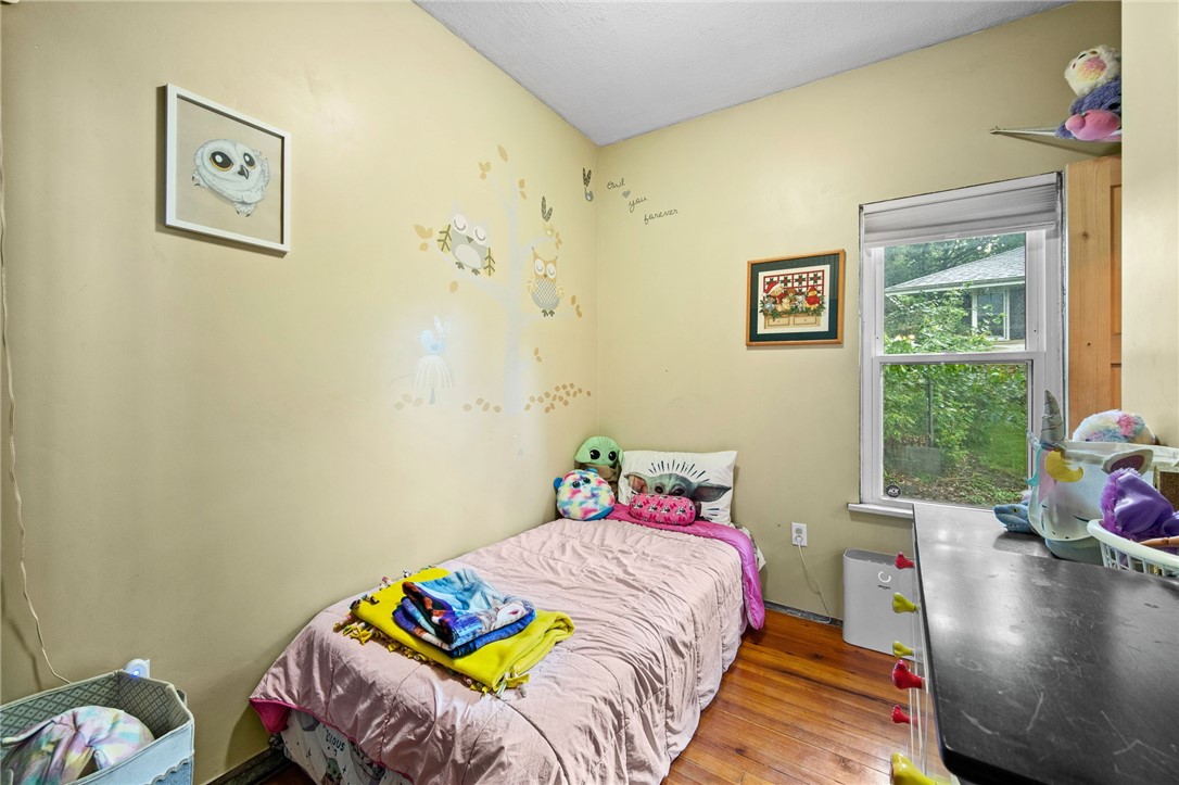 13 E Bell Avenue