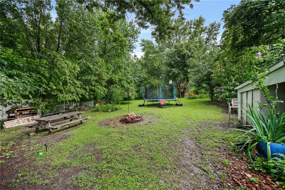 13 E Bell Avenue