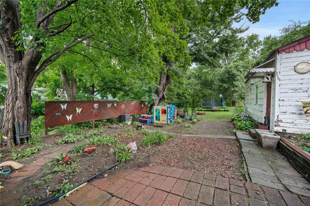 13 E Bell Avenue