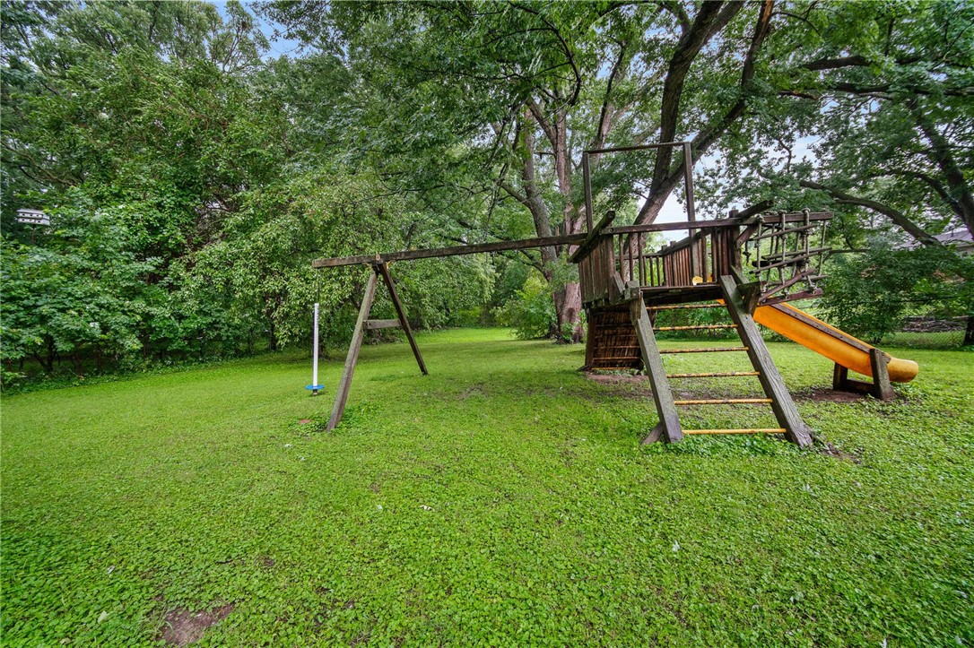 13 E Bell Avenue