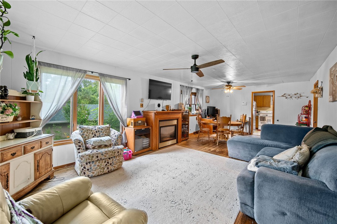 13 E Bell Avenue