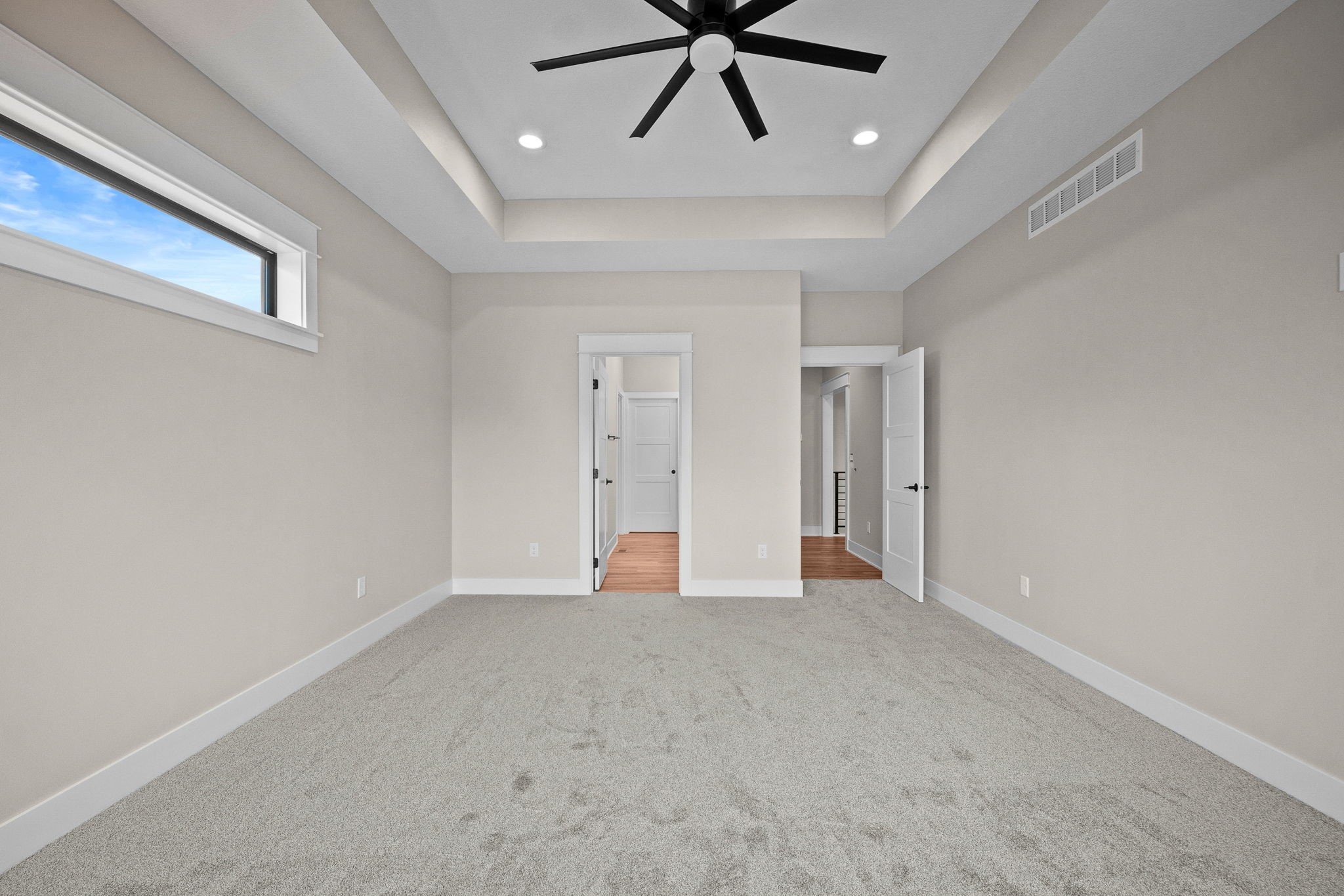 2325 Green Leaf Circle